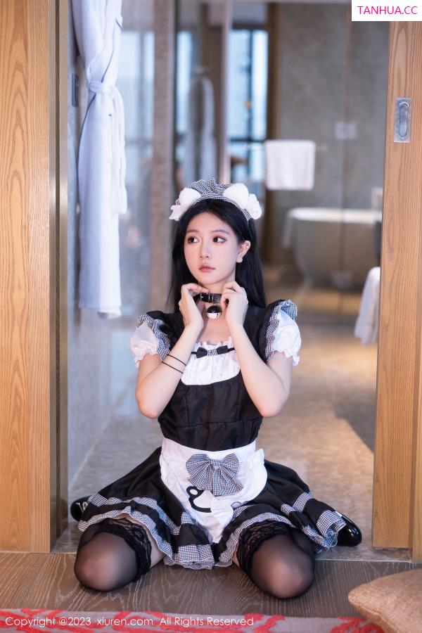   [XiuRen]高清写真图 2023.08.15 No.7237 幼幼 女仆美腿第20张图片